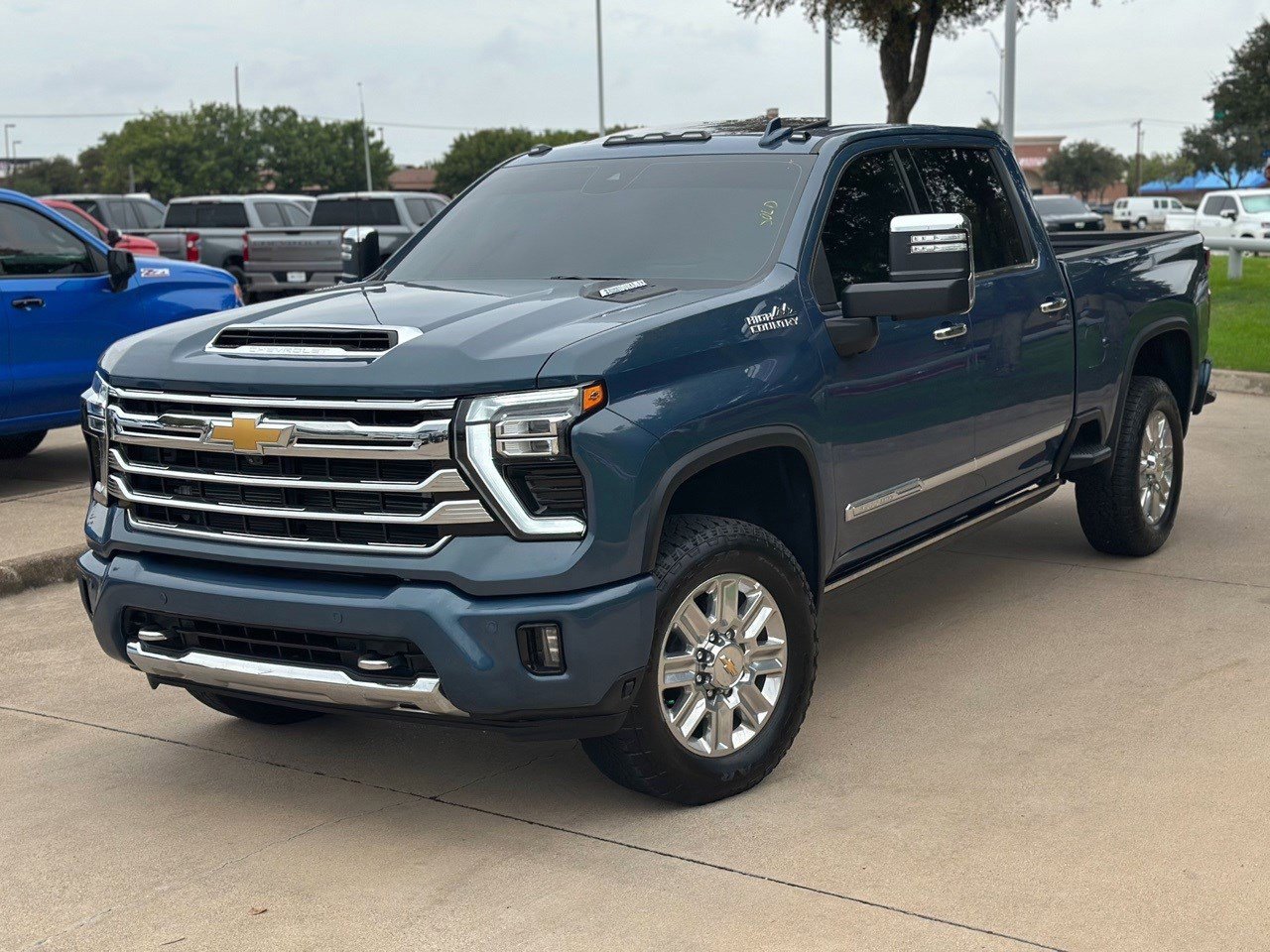 Certified 2025 Chevrolet Silverado 2500 High Country w/ Technology Package image 20