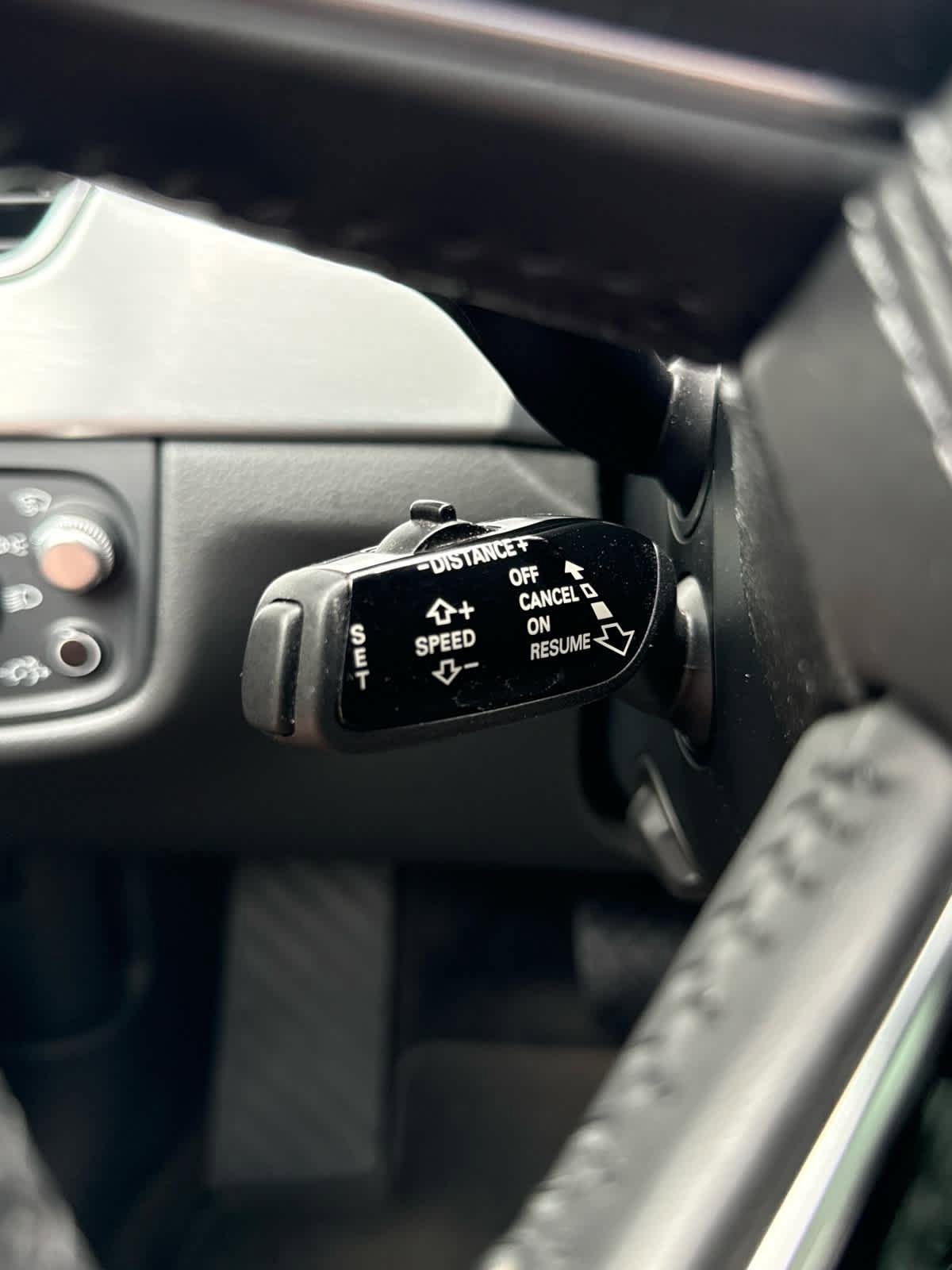 Used 2015 Audi A8 4.0T w/ Luxury Package AWD/4WD image 30