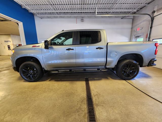 Used 2025 Chevrolet Silverado 1500 LT Trail Boss w/ Convenience Package II AWD/4WD image 1