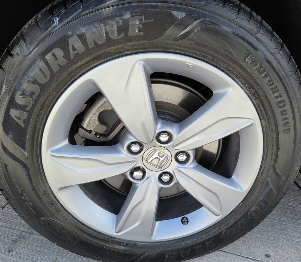 Used 2018 Honda Odyssey EX image 10