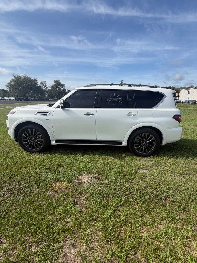 Used 2022 Nissan Armada Platinum w/ Captain's Chairs Package RWD image 9