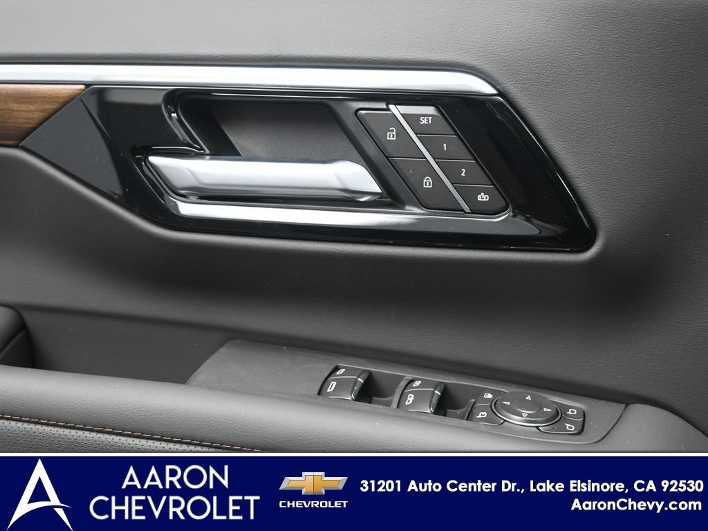 New 2026 Chevrolet Suburban High Country w/ LPO, Get Active Package image 17