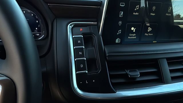 Used 2024 Chevrolet Suburban High Country w/ Max Trailering Package image 29