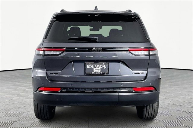 New 2025 Jeep Grand Cherokee Limited w/ Luxury Tech Group II image 5