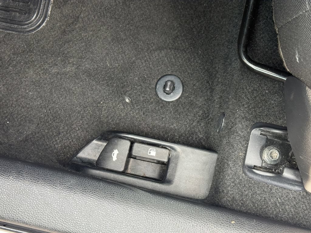Certified 2024 Toyota Corolla LE FWD image 28