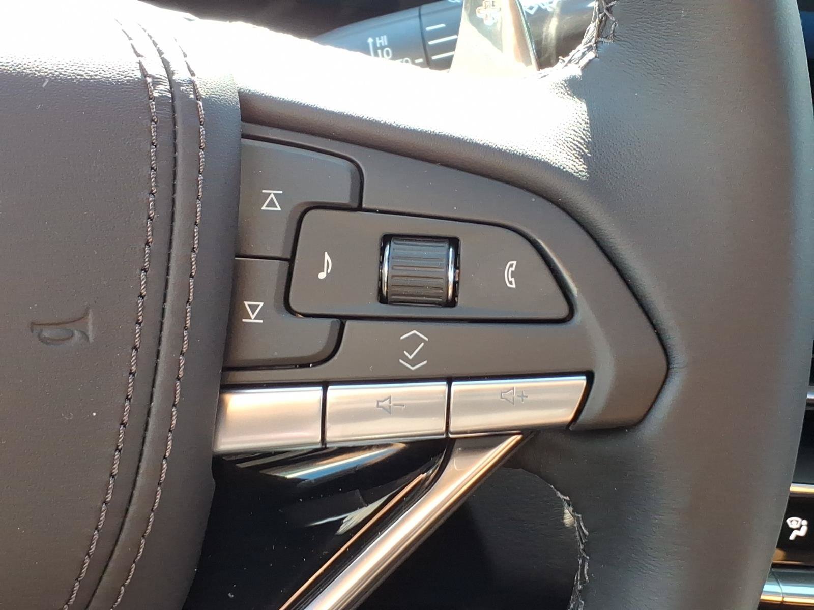 Used 2026 Cadillac CT5 Premium Luxury w/ Platinum Package AWD/4WD image 15