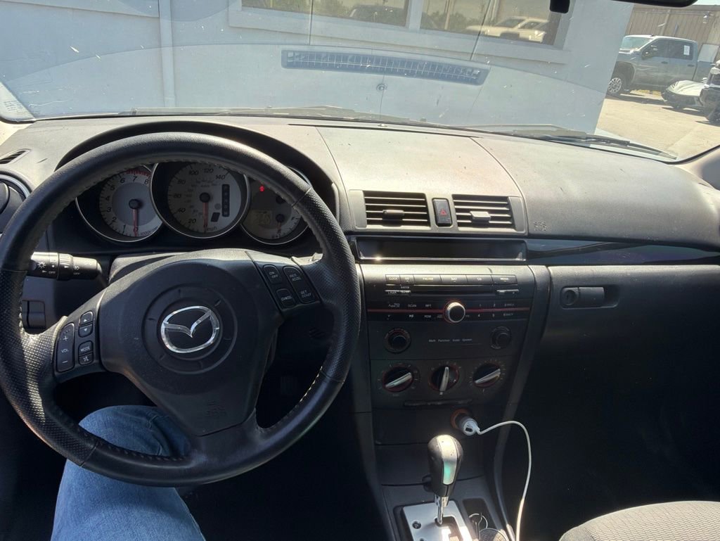 Used 2009 MAZDA MAZDA3 i Touring Value FWD image 7