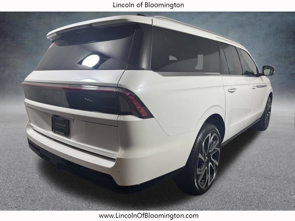 New 2026 Lincoln Navigator L Reserve AWD/4WD image 7