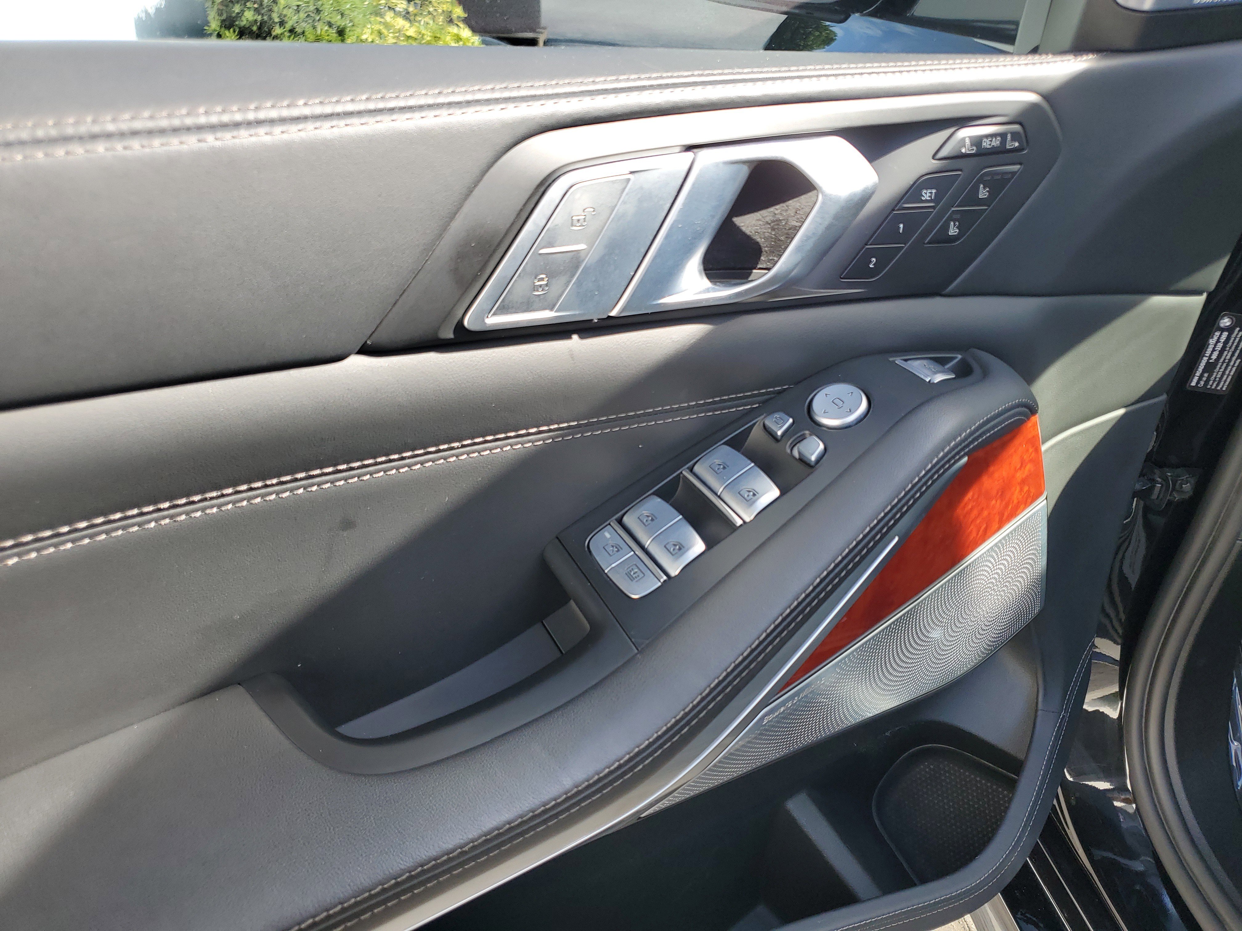 Used 2022 BMW ALPINA XB7 image 20