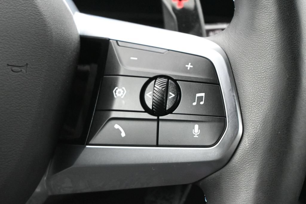 Used 2025 BMW X1 M35i AWD/4WD image 8