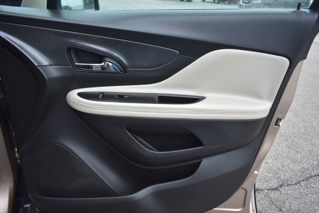Used 2018 Buick Encore Sport Touring w/ Safety Package FWD image 39