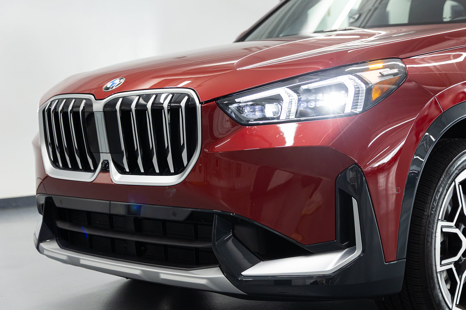 Used 2026 BMW X1 xDrive28i AWD/4WD image 13