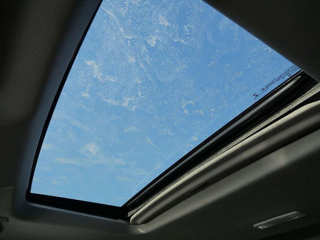 Used 2022 GMC Sierra 3500 Denali w/ Denali Ultimate Package image 29