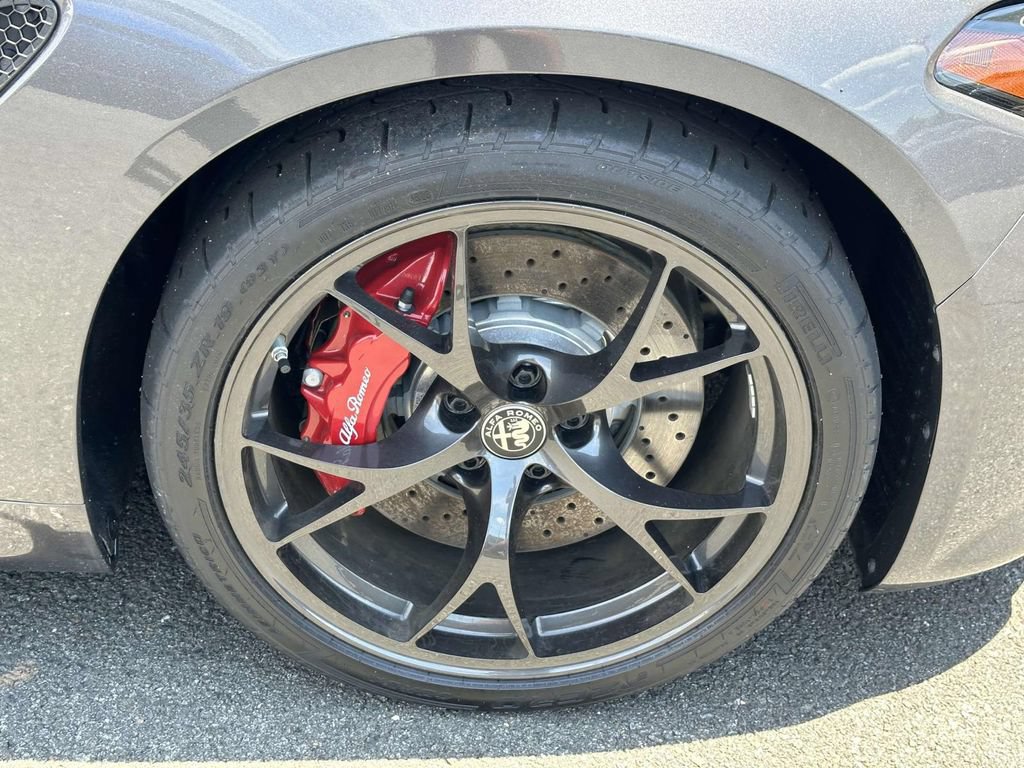 New 2024 Alfa Romeo Giulia Quadrifoglio w/ Active Assist Plus Package RWD image 22
