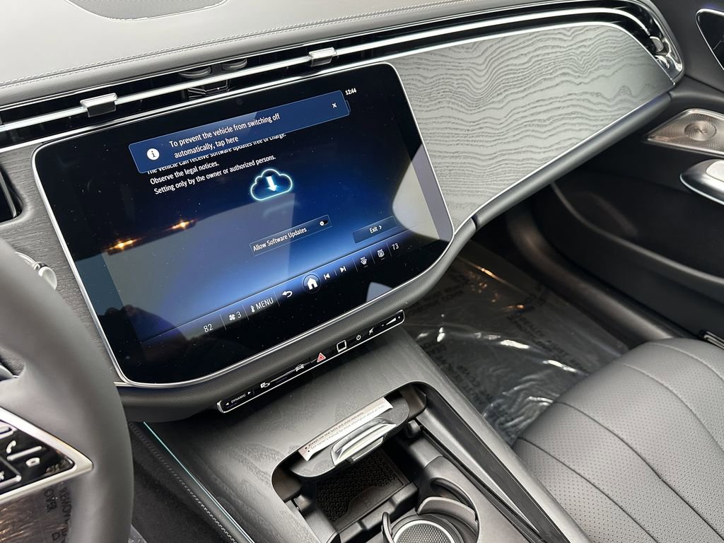 New 2026 Mercedes-Benz E 450 4MATIC Sedan image 31
