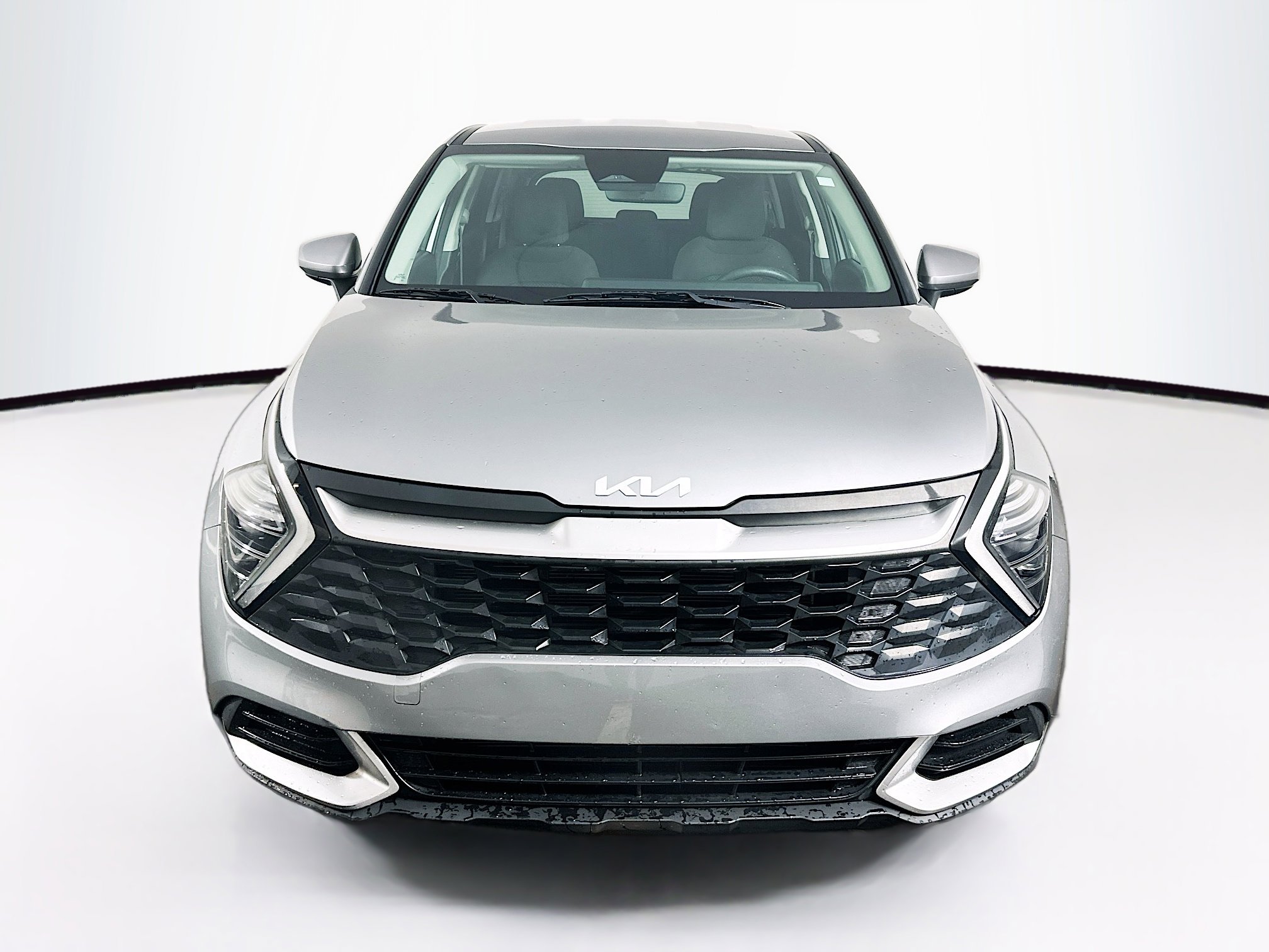 Used 2024 Kia Sportage LX image 2