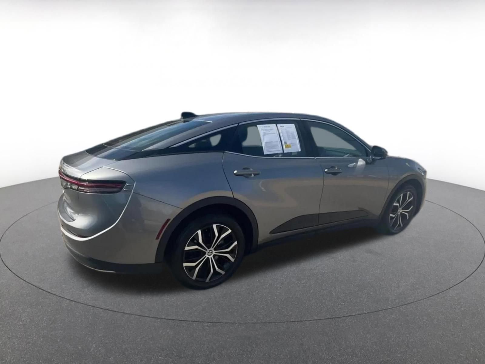 Used 2025 Toyota Crown XLE image 14