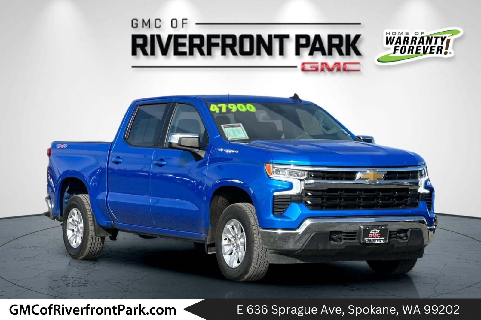 Used 2025 Chevrolet Silverado 1500 LT AWD/4WD image 1