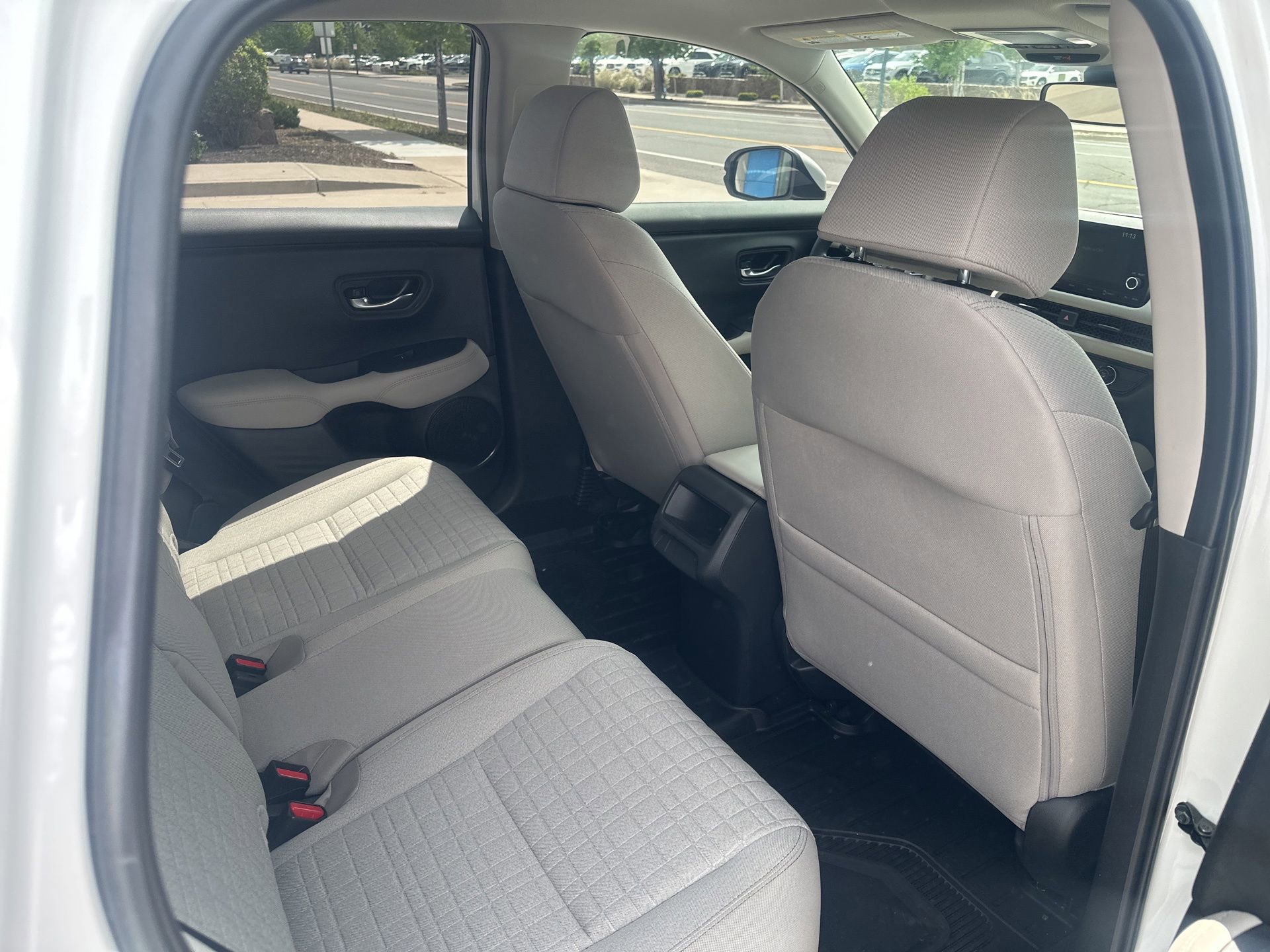 Used 2025 Honda HR-V LX image 14