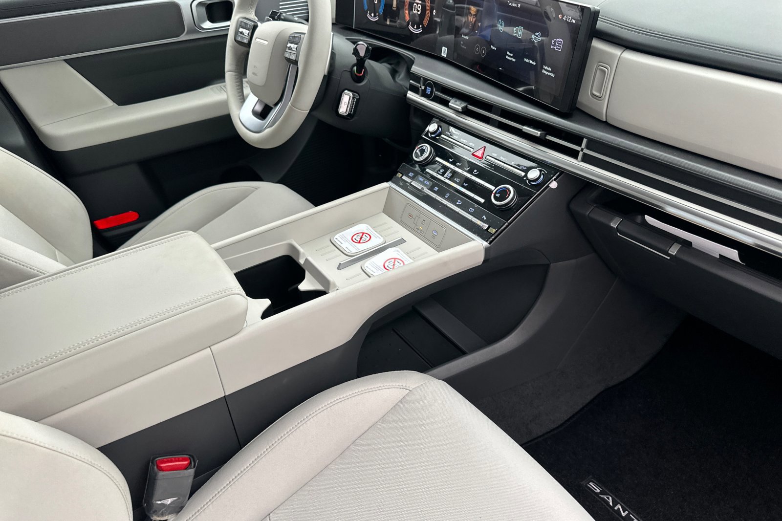 New 2026 Hyundai Santa Fe SE image 16