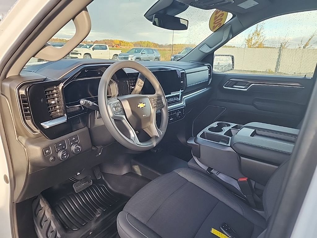Used 2022 Chevrolet Silverado 1500 LT image 12