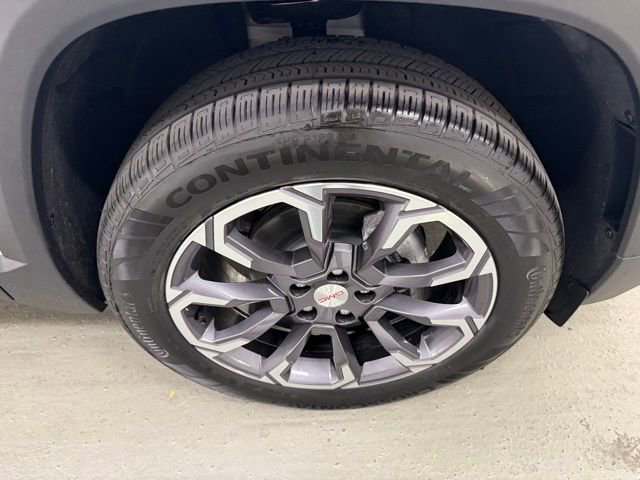 New 2026 GMC Terrain Elevation w/ Elevation Premium Package image 4