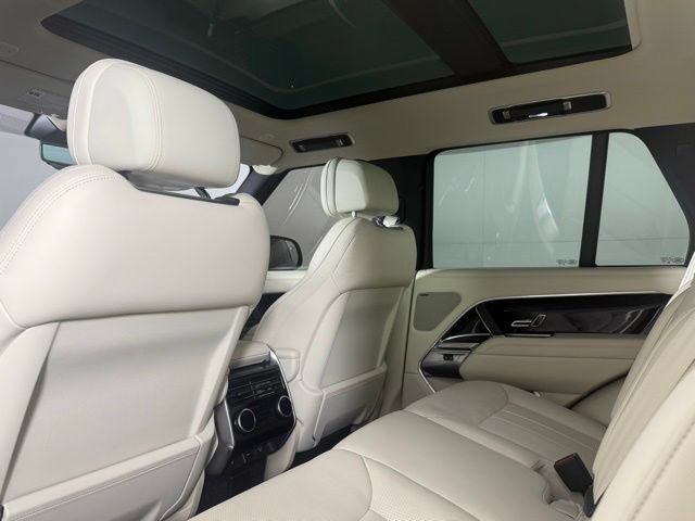 Used 2023 Land Rover Range Rover SE AWD/4WD image 26