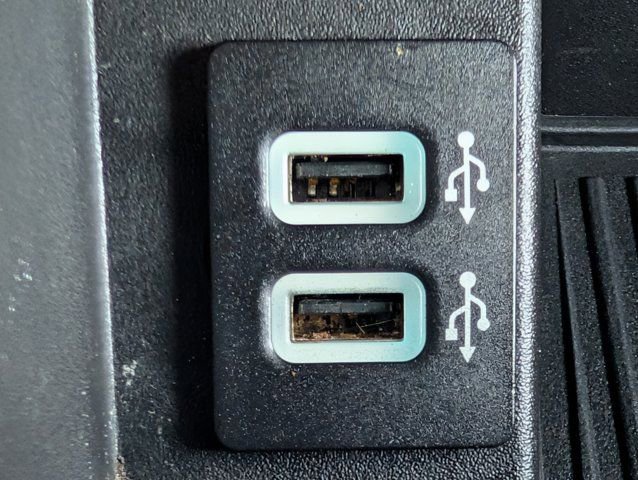 Used 2018 Ford F150 Platinum w/ Equipment Group 701A Luxury image 20