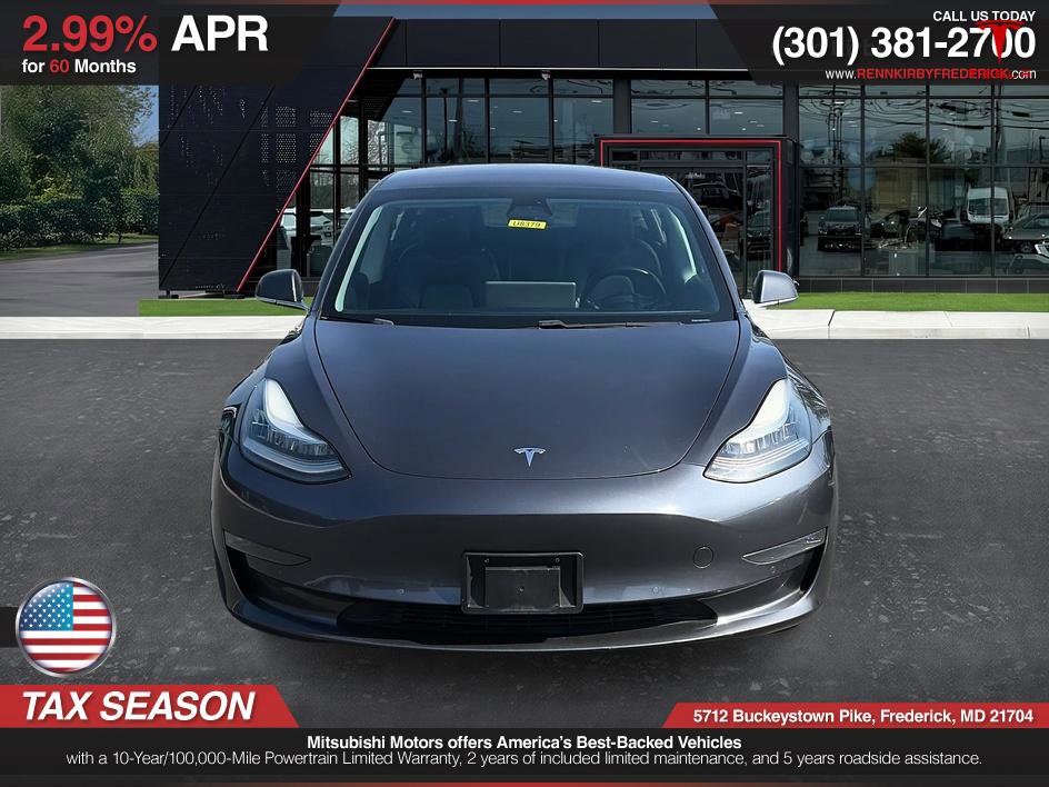 Used 2018 Tesla Model 3 Performance image 2