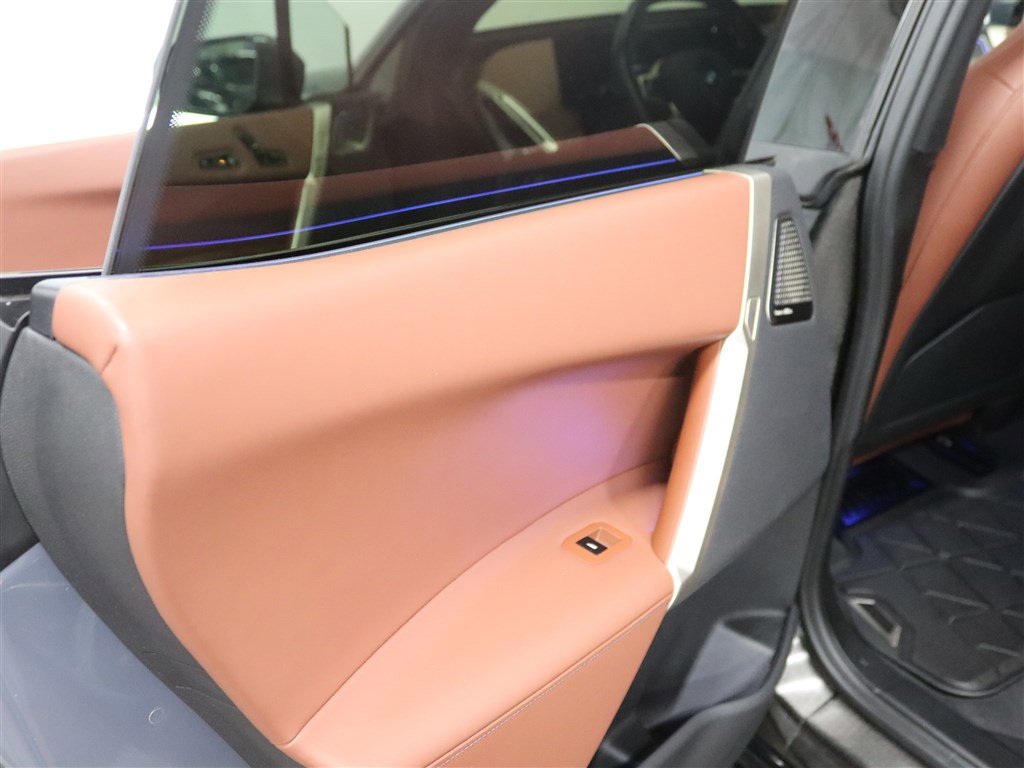 Used 2023 BMW iX M60 w/ Executive Package AWD/4WD image 24