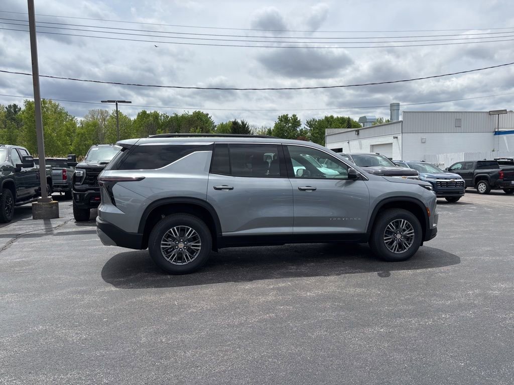 New 2026 Chevrolet Traverse LT w/ LPO, Floor Liner Package AWD/4WD image 3