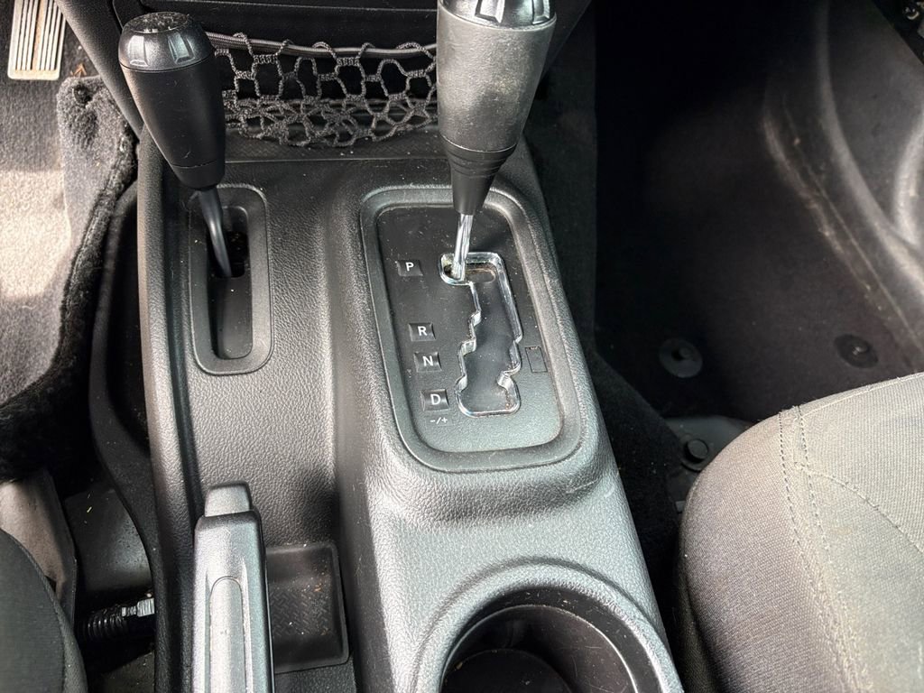 Used 2016 Jeep Wrangler Unlimited Sport image 20