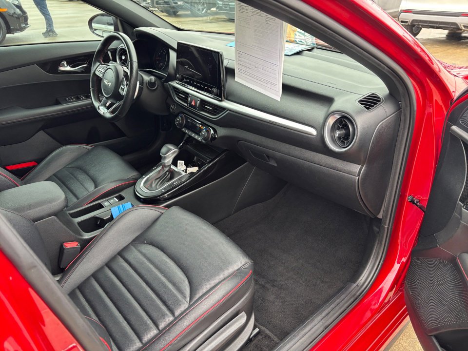 Used 2023 Kia Forte GT w/ GT2 Package image 32