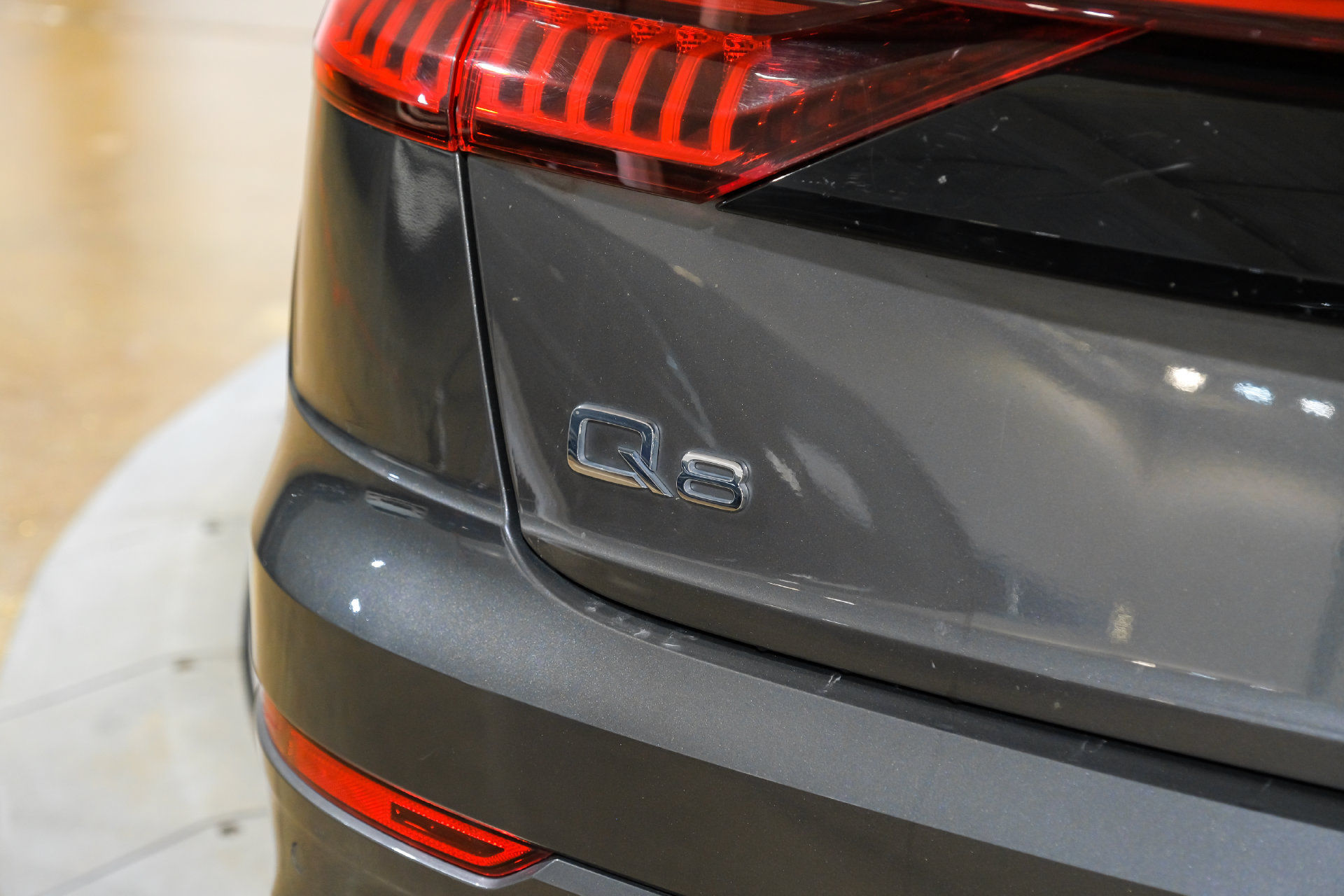Used 2023 Audi Q8 Premium Plus w/ Premium Plus Package AWD/4WD image 55