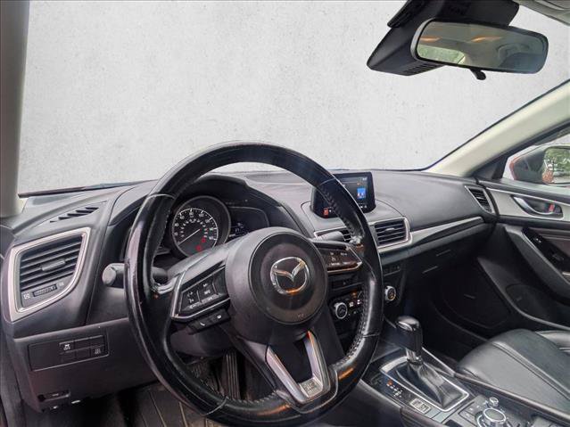 Used 2018 MAZDA MAZDA3 Touring FWD image 10