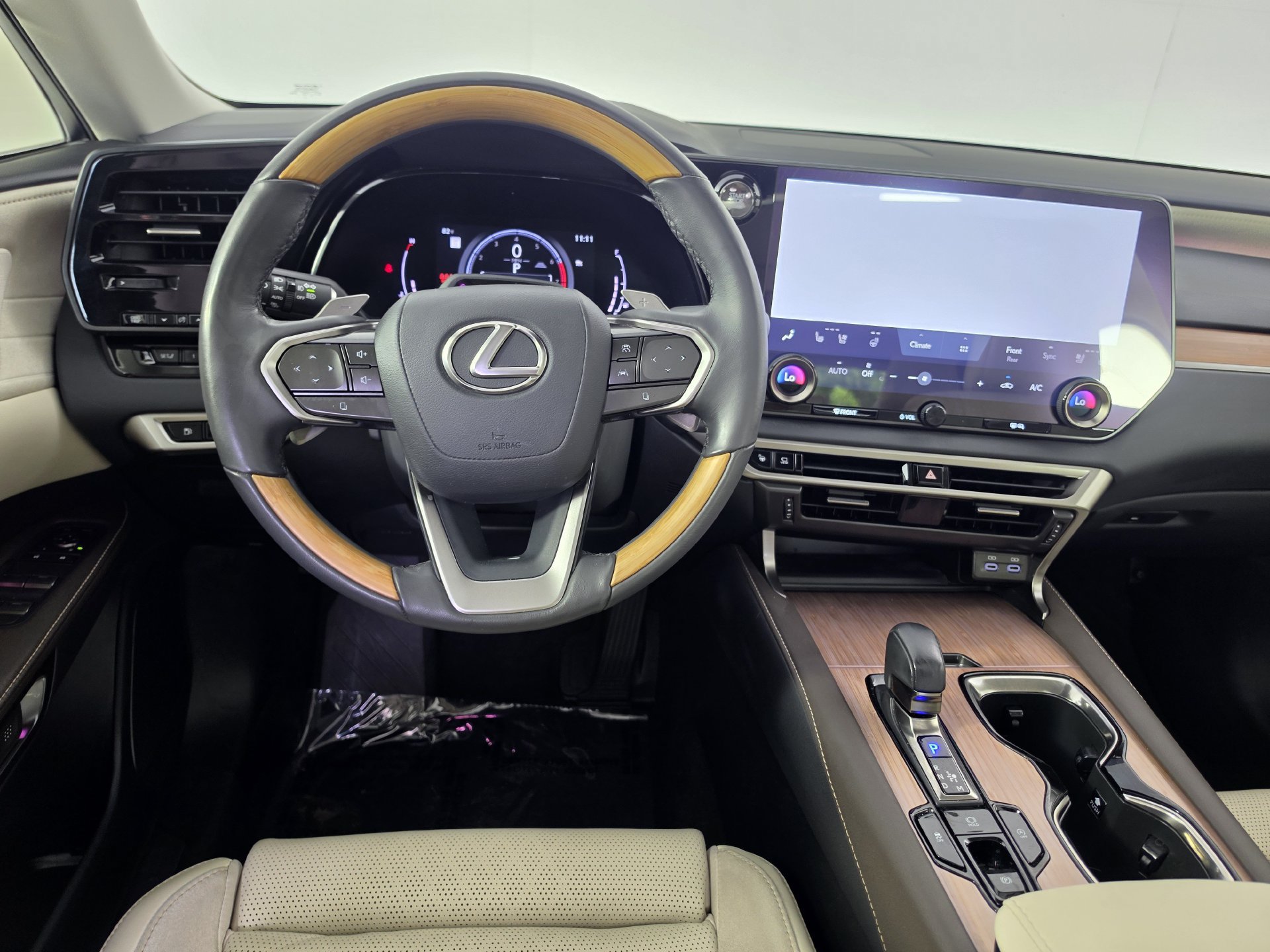 Used 2024 Lexus RX 350 FWD w/ Convenience Package image 23