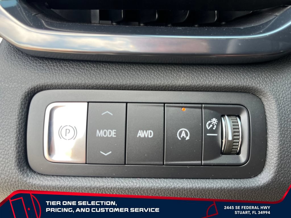 New 2026 GMC Acadia AT4 w/ Luxury Package AWD/4WD image 15