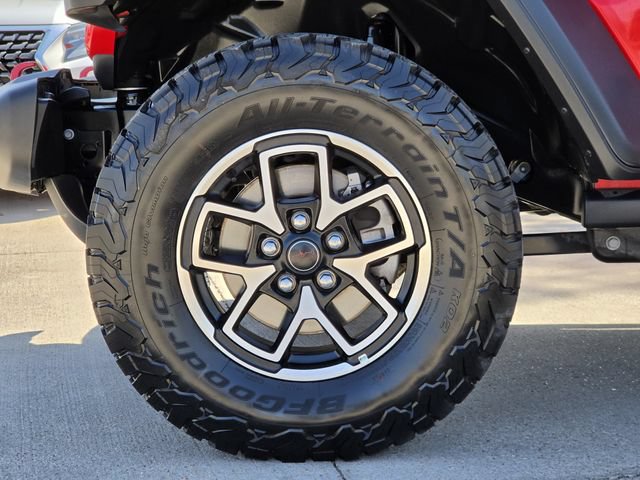 Used 2025 Jeep Wrangler Unlimited Rubicon AWD/4WD image 8