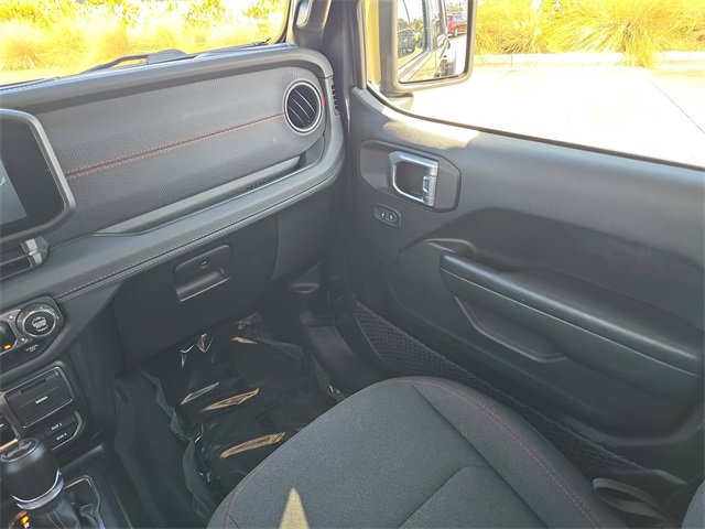 Used 2024 Jeep Wrangler Unlimited Rubicon image 12