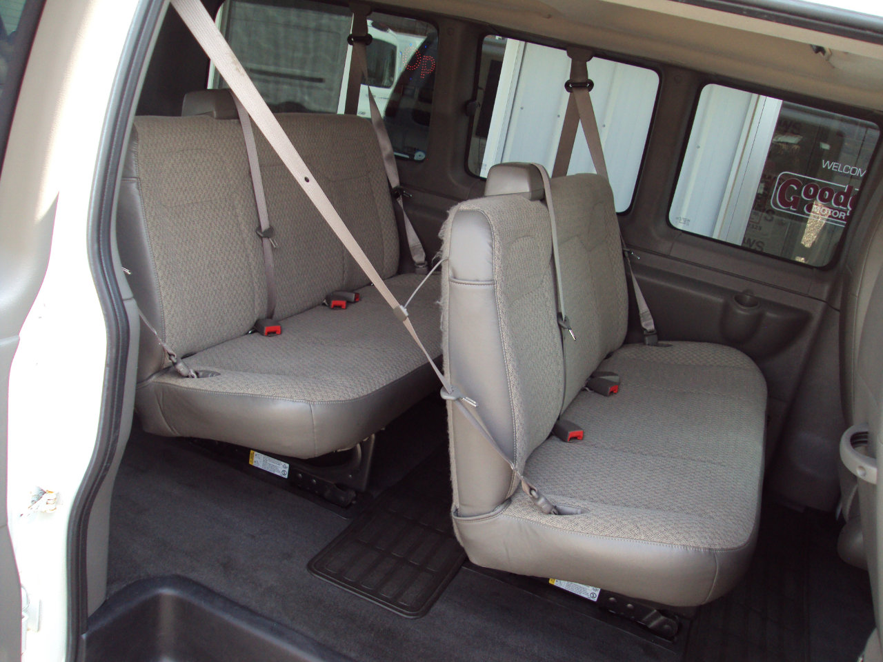 Used 2014 Chevrolet Express 1500 LT w/ LT Preferred Equipment Group AWD/4WD image 11