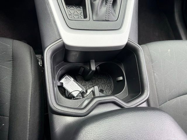 Used 2025 Toyota RAV4 XLE AWD/4WD image 20