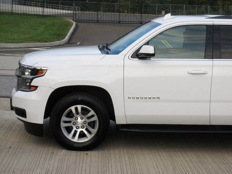 Used 2018 Chevrolet Suburban LS AWD/4WD image 7