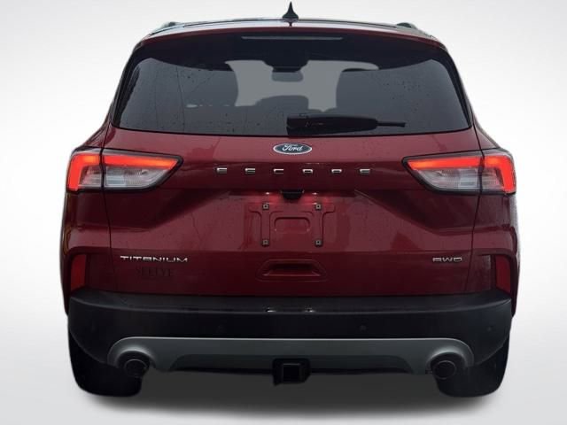 Used 2022 Ford Escape Titanium w/ Class II Trailer Tow Package image 5