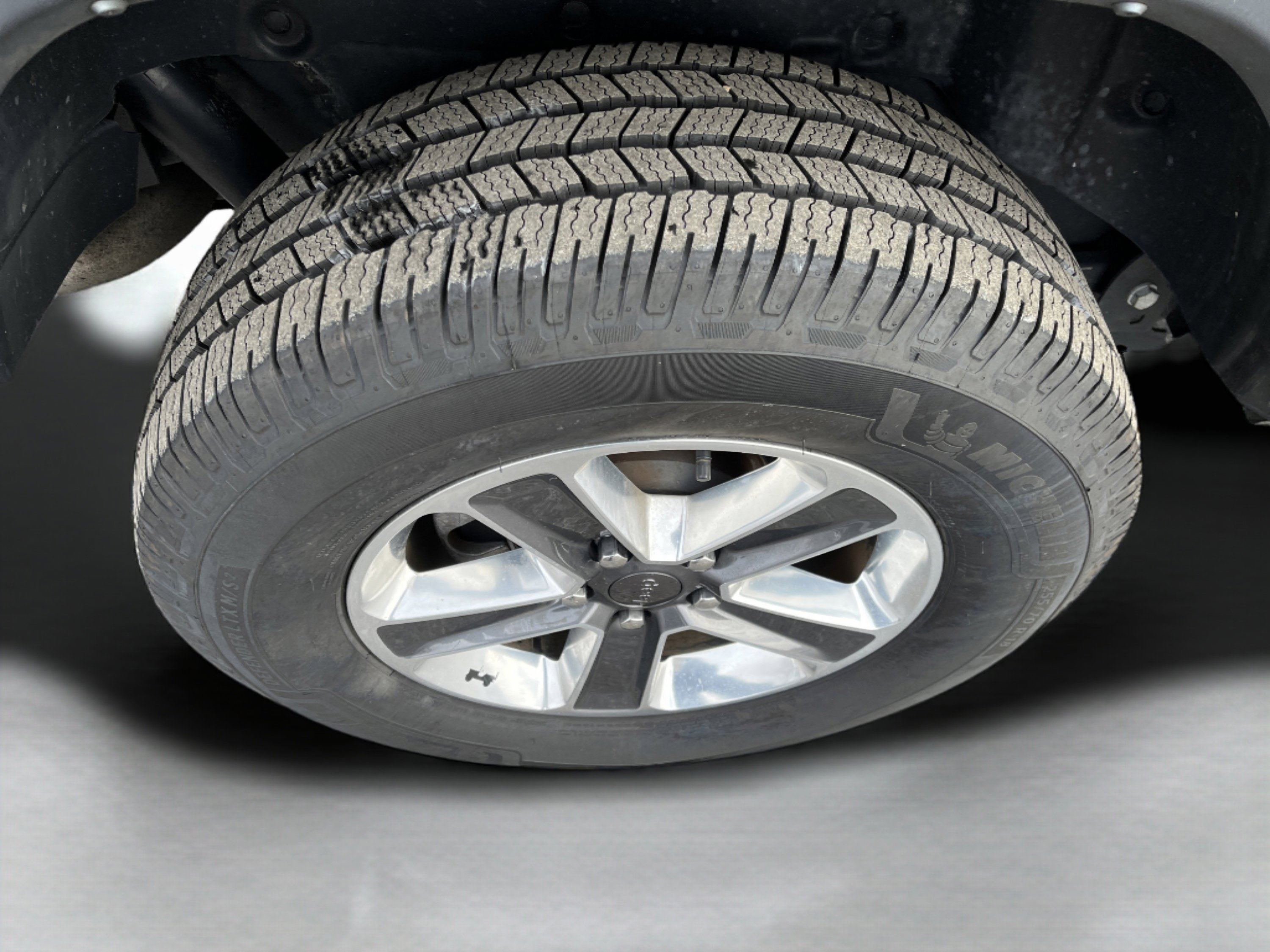 Used 2022 Jeep Wrangler Unlimited Sahara w/ LED Lighting Group image 28