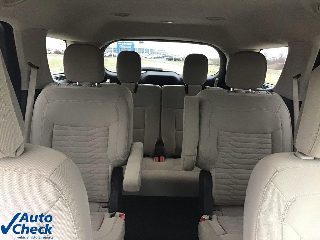 Used 2021 Ford Explorer XLT image 19