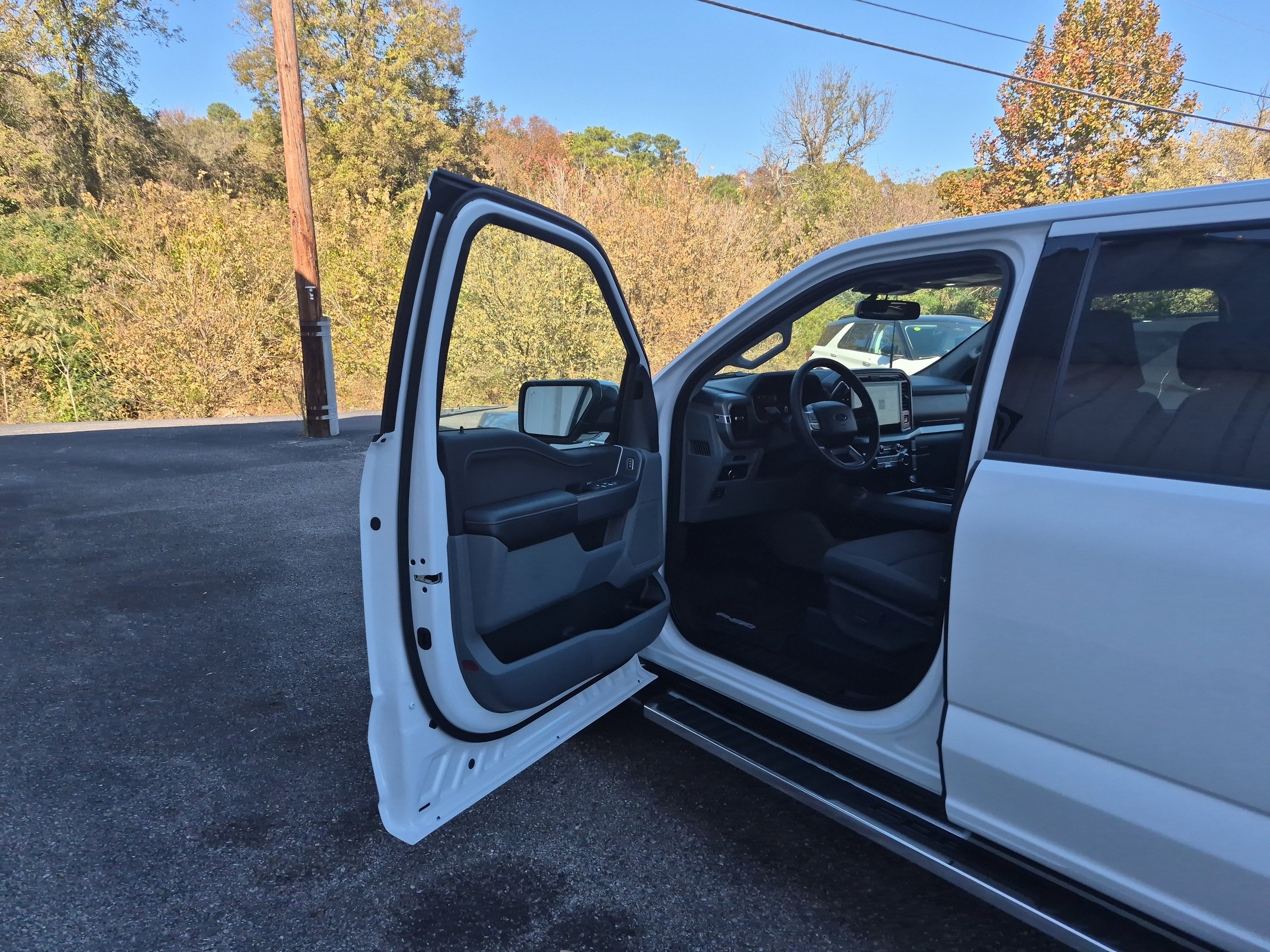 New 2025 Ford F150 XLT w/ Equipment Group 302A MID AWD/4WD image 12