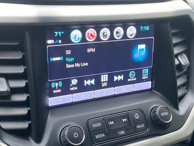 Used 2017 GMC Acadia SLE image 25