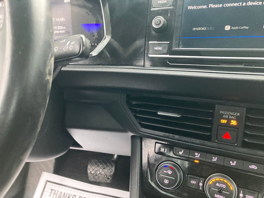 Used 2023 Volkswagen Jetta SE image 21