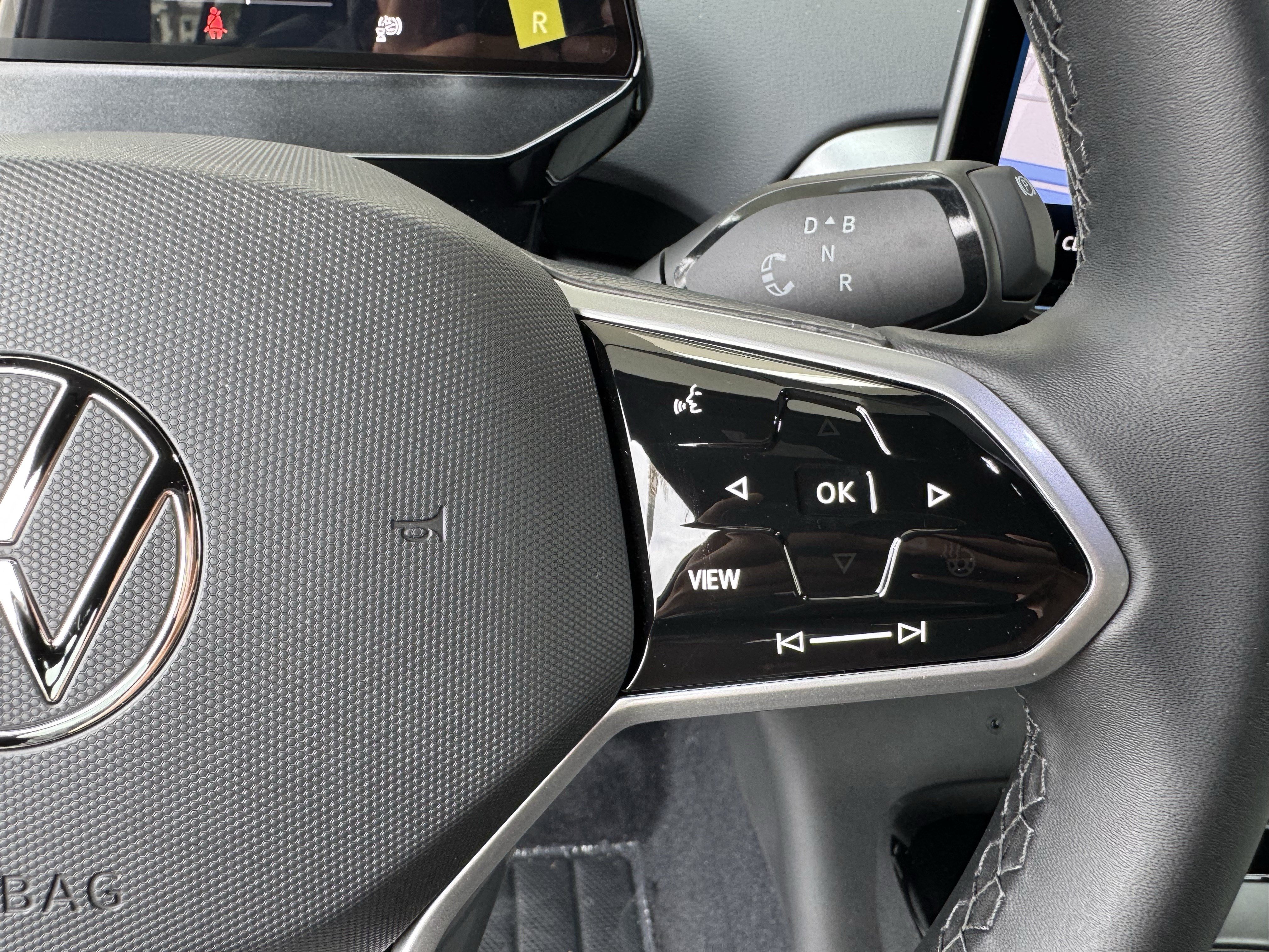 New 2026 Volkswagen ID.4 Pro RWD image 18