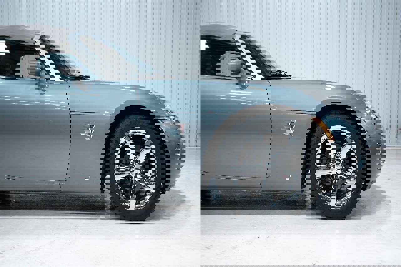Used 2007 Pontiac Solstice Convertible w/ Premium Package image 11
